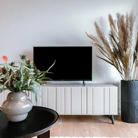 Apartment Huswell - Seaside With Shared Pool Ostende